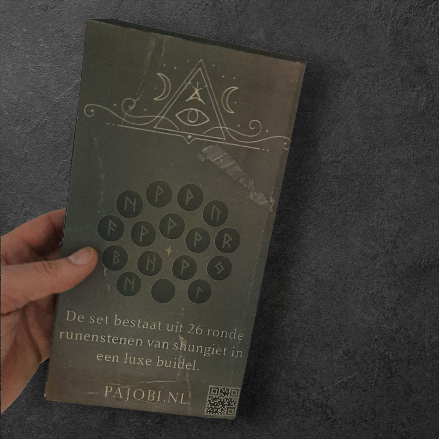Shungite Runen set van 26 stenen - Oude Wijsheid & Bescherming