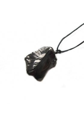 Edelshungite hanger onbewerkt
